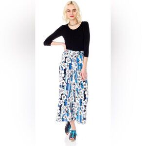 Bergstrom Morrison Cropped Trousers, size M